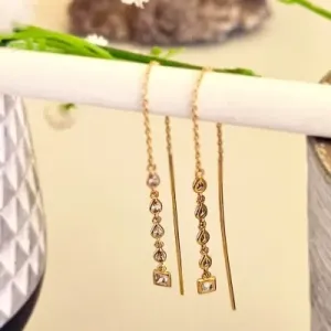brinco ouro agulha com cristais 4 gotas e 1 quadrado