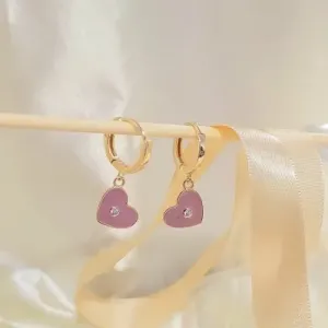 brinco ouro argola com coração esmaltado rosa queimado