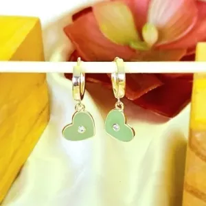 brinco ouro argola com coração esmaltado verde