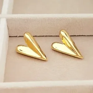 Brinco ouro coração alongado