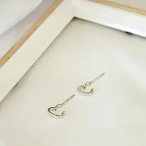 brinco ródio argola pequena forma coração