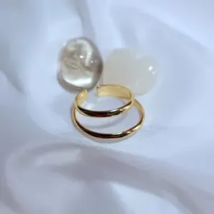 piercing ouro 2 voltas lisas diferentes Juliette