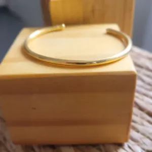pulseira ouro bracelete liso fino