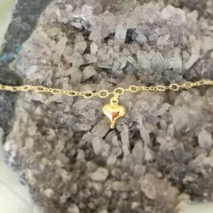 tornozeleira ouro com coração gordinho liso