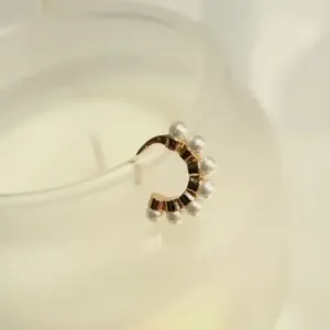 piercing ouro com 7 bolinhas de perola