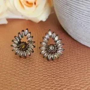 brinco rodio negro gota com navetes rutilados