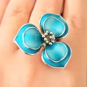 anel ródio flor esmaltada azul