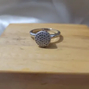anel rodio solitário chuveirinho
