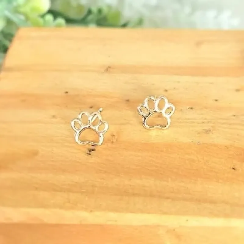 brinco ouro patinha de cachorro liso vazado