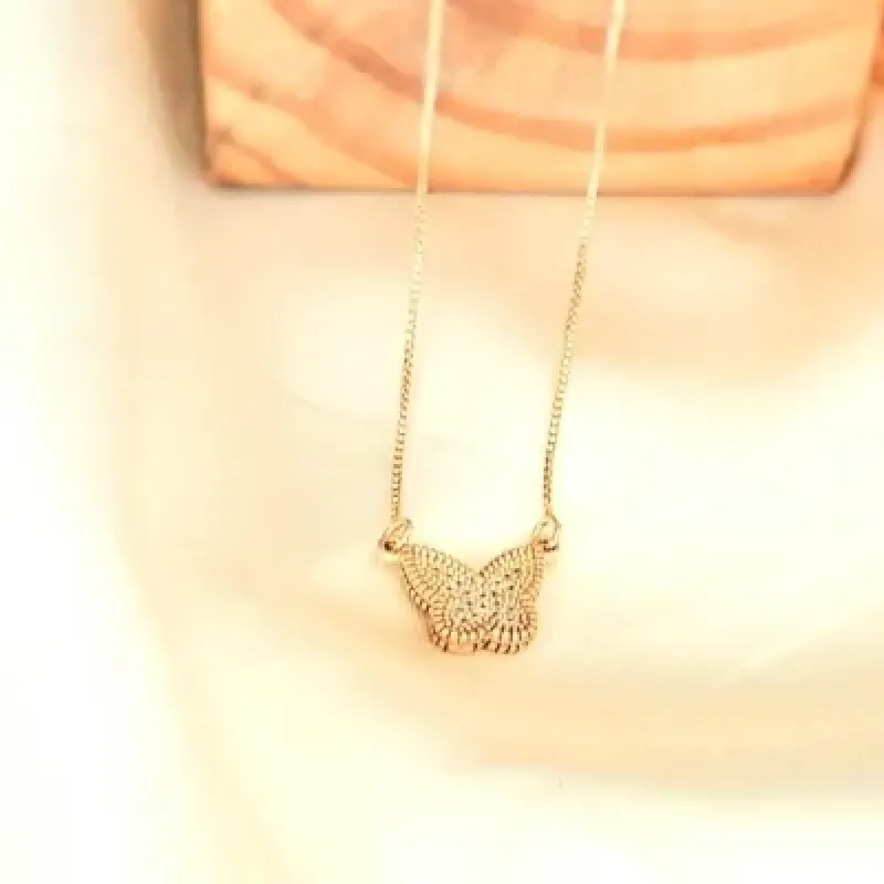 colar ouro borboleta cravejada
