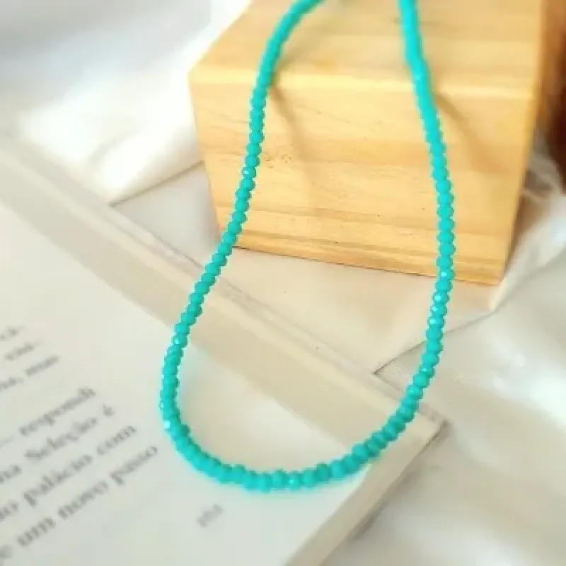 Colar ouro choker cristais búlgaros verde agua