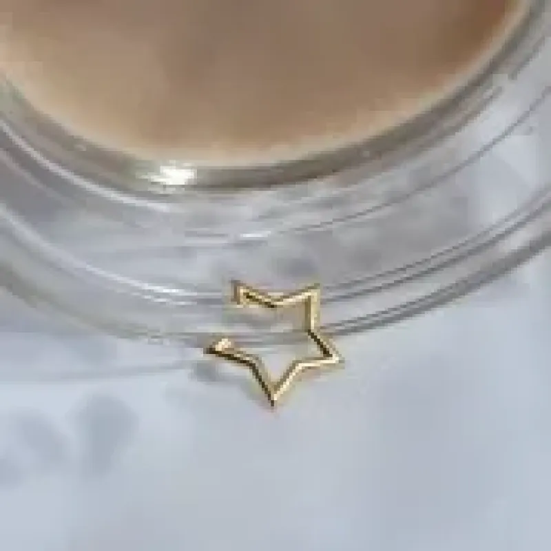 piercing ouro estrela