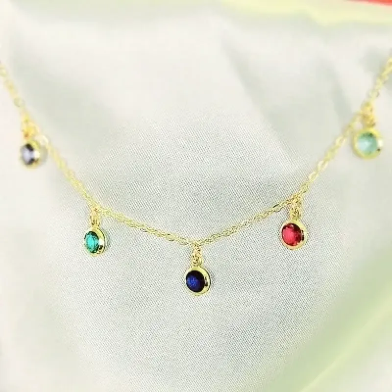 pulseira ouro com bolinhas colors penduradas