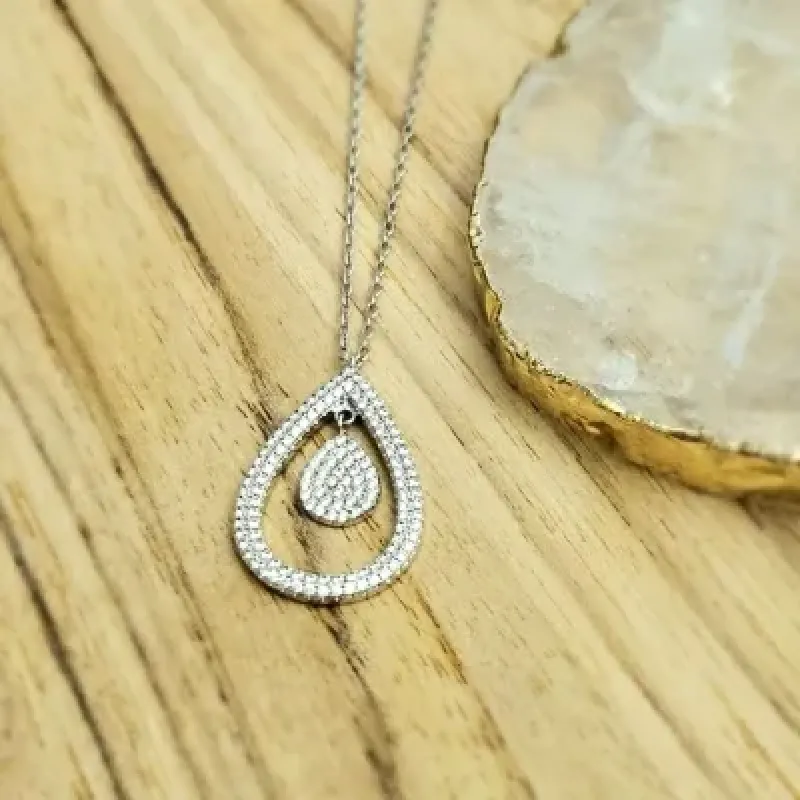 colar ródio gota cravejada vazada com meio gota zircônias