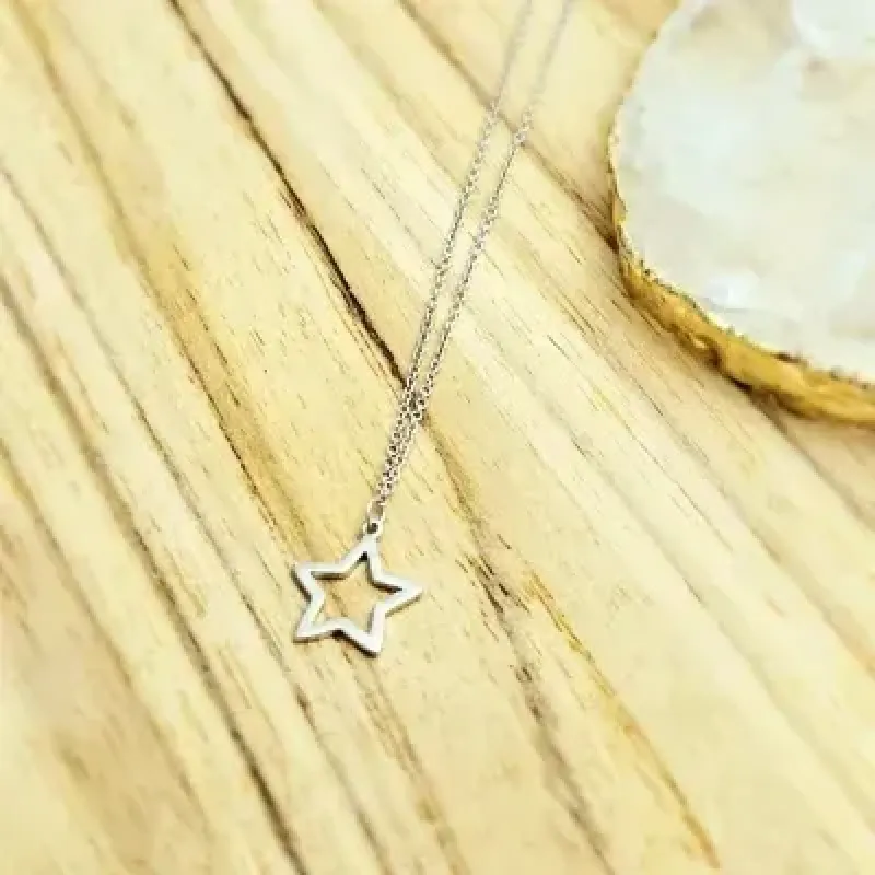 colar rodio estrela vazada