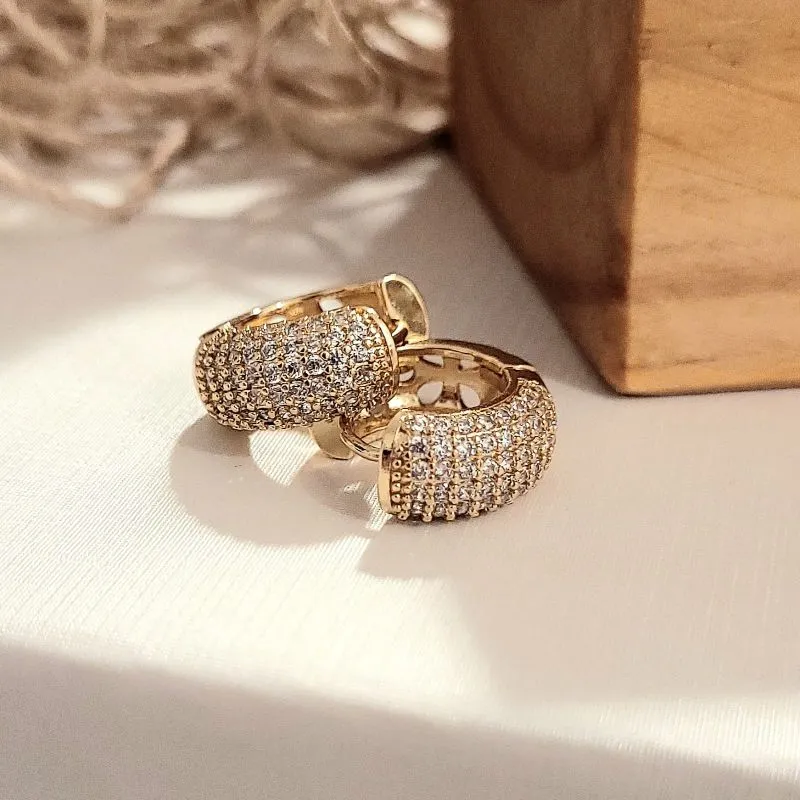 brinco ouro argola 6 fileiras cravejadas média