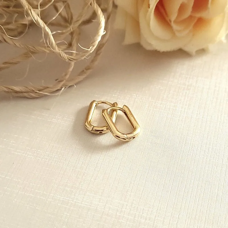 brinco ouro argola oval lisa