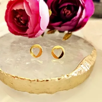 brinco ouro bolinha chapada com coração vazado