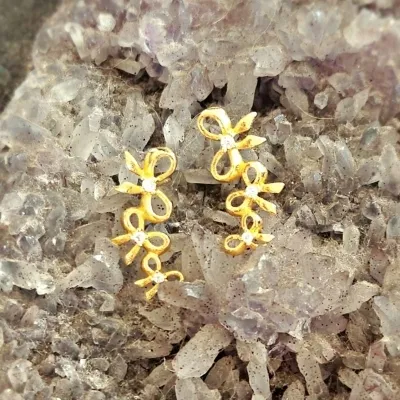brinco ouro ear cuff 3 lacos