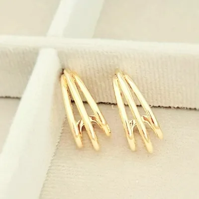 Brinco ouro ear hook 3 fileiras