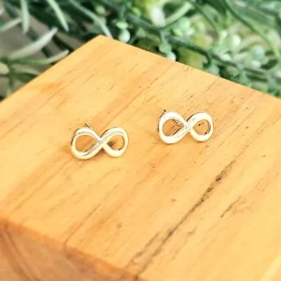 brinco ouro infinito vazado grande