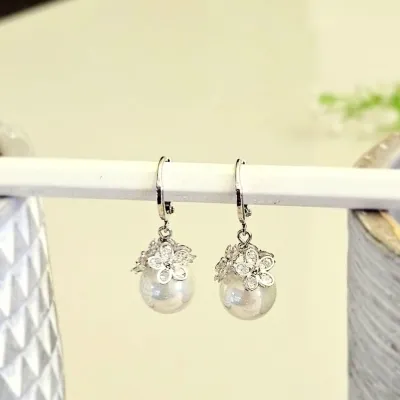 brinco ródio argola com flores cristal e bolinha pérola