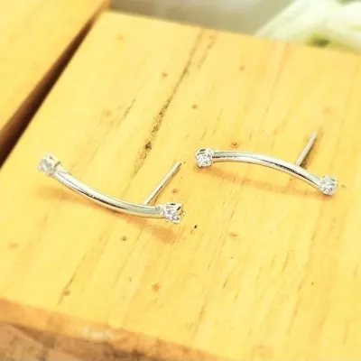 brinco rodio ear cuff liso com ponto de luz nas pontas