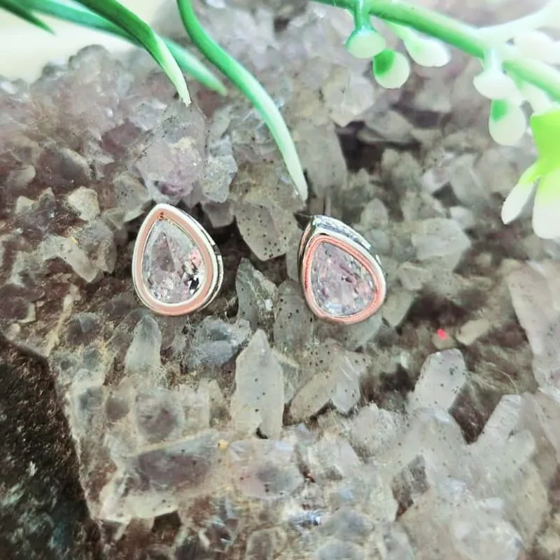 brinco rodio ponto de luz cristal gota