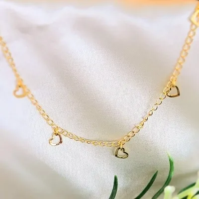 pulseira ouro com 5 mini corações lisos vazados