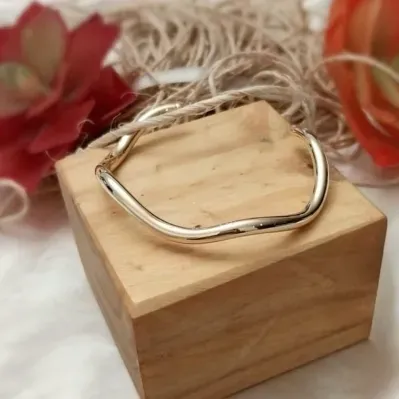 Pulseira bracelete ouro ondulado liso