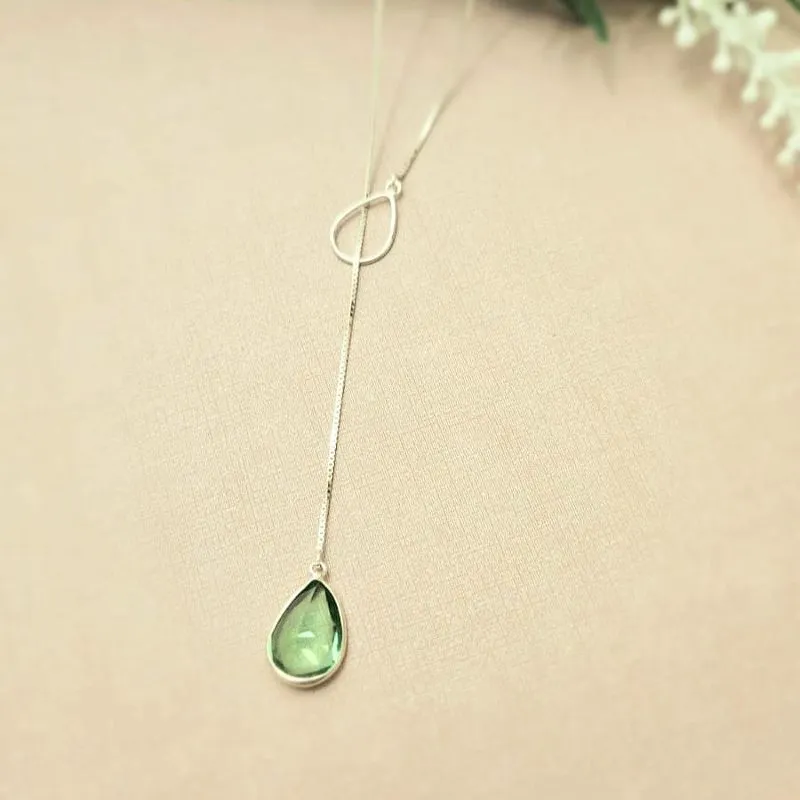 colar prata gravata gota lisa vazada e gota grande verde