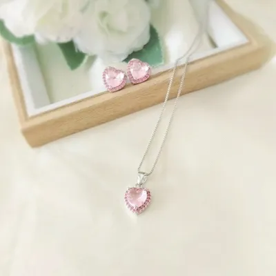conjunto rodio coração e zirconias cravejadas rosas