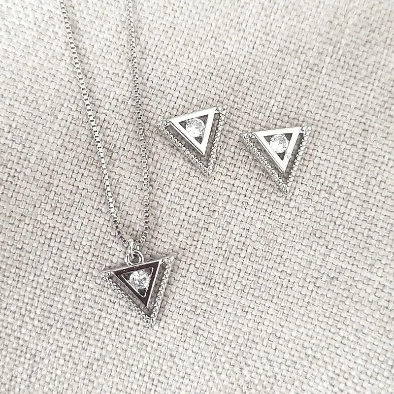 conjunto rodio replica vivara com ponto de luz no meio