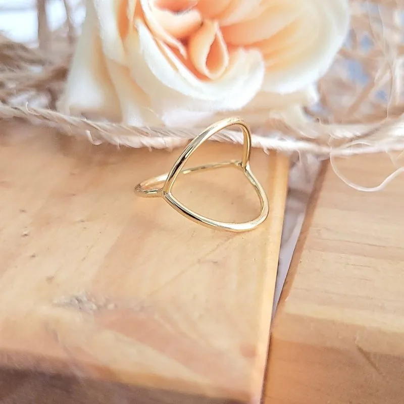 anel ouro oval liso vazado