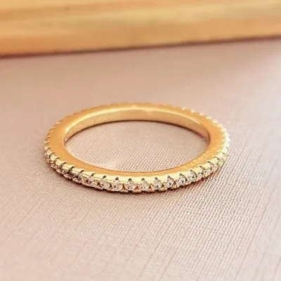Anel ouro aparador inteiro cravejado 1 fileira cristal