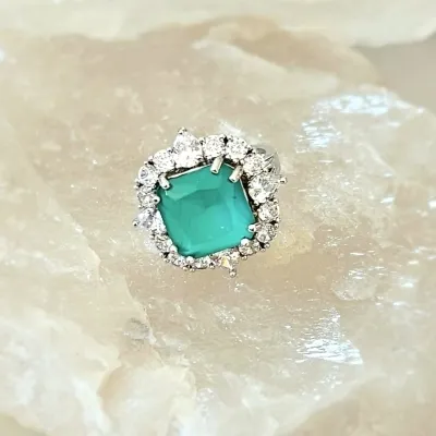 anel ródio quadrado cristal verde turmalina com volta cristais