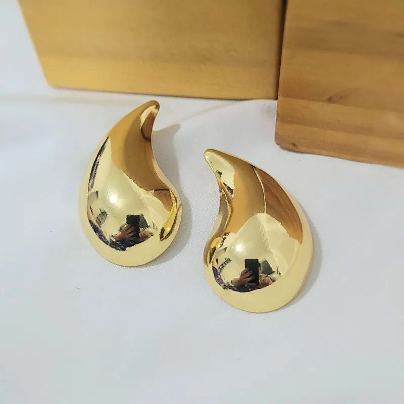 brinco ouro gota grande lisa