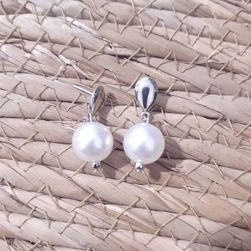 brinco rodio gota lisa e perola pendurada