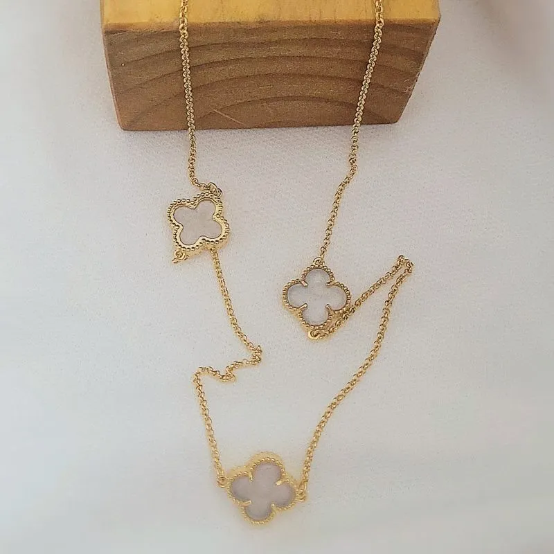 colar ouro replica van cleef branco