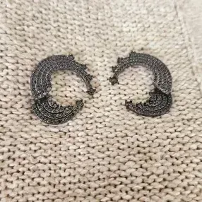 brinco ródio negro ear jacket 3 filas curvas zircônias negras