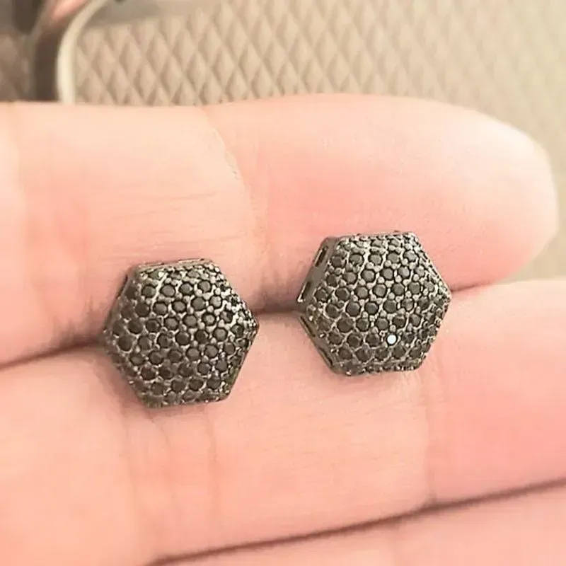 brinco ródio negro hexágono zircônias negras
