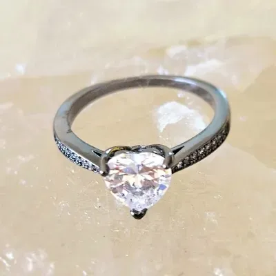 anel rodio negro cristal coraçao mais zirconias