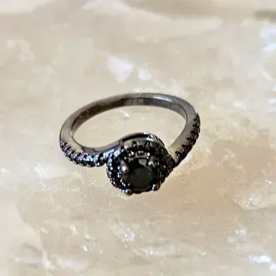 anel rodio negro solitario cristal preto volta + aro zirconias negra