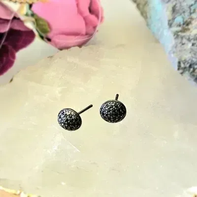 brinco rodio negro oval bolinha gordinha toda cravejada zirconias negras