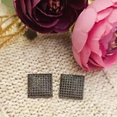 brinco rodio negro quadrado grande todo cravejado zirconias negras