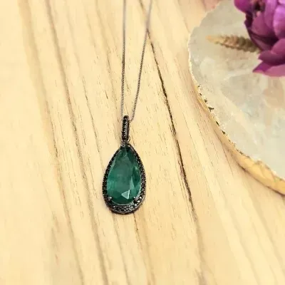 colar rodio negro gota alongadinha verde escuro com base 1 volta zirconias negras