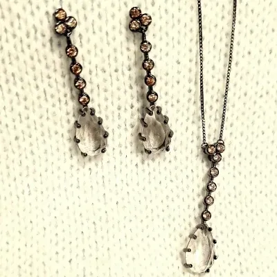 conjunto rodio negro 3 pontos + corrente 4 pontos zirconias nude + gota nude pendurada