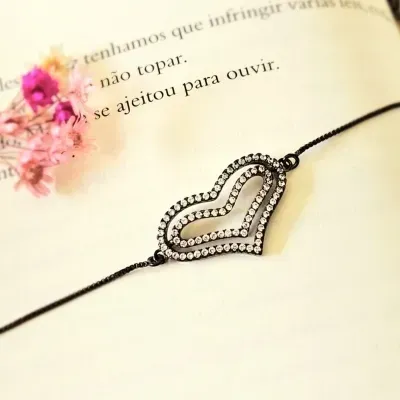 pulseira rodio negro meio coracao grande duplo cravejado zirconias