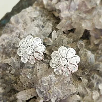 brinco ródio flor cristal