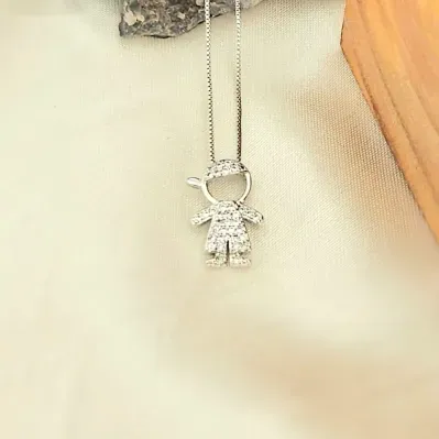 colar rodio menino bone e roupa zirconias